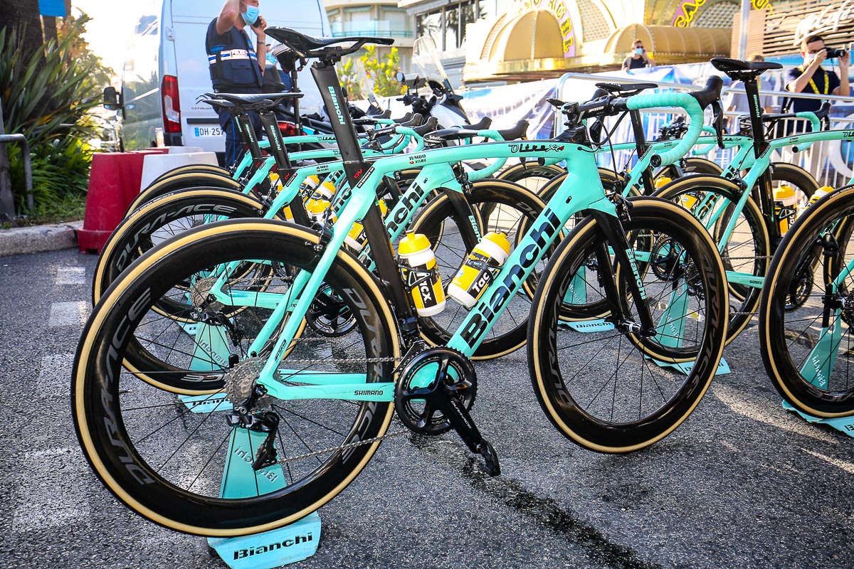 トム・デュムラン（ベルギー、ユンボ・ヴィスマ）のOLTRE XR4（平坦仕様）