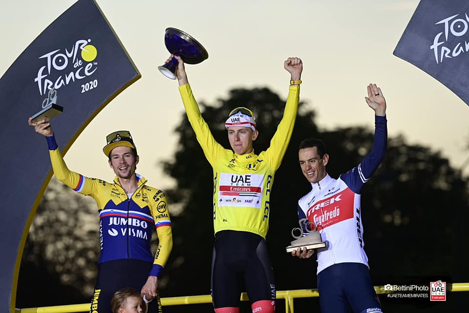 タデイ・ポガチャルがツール・ド・フランスでマイヨブラン、マイヨアポワ、そしてマイヨジョーヌの3賞を獲得