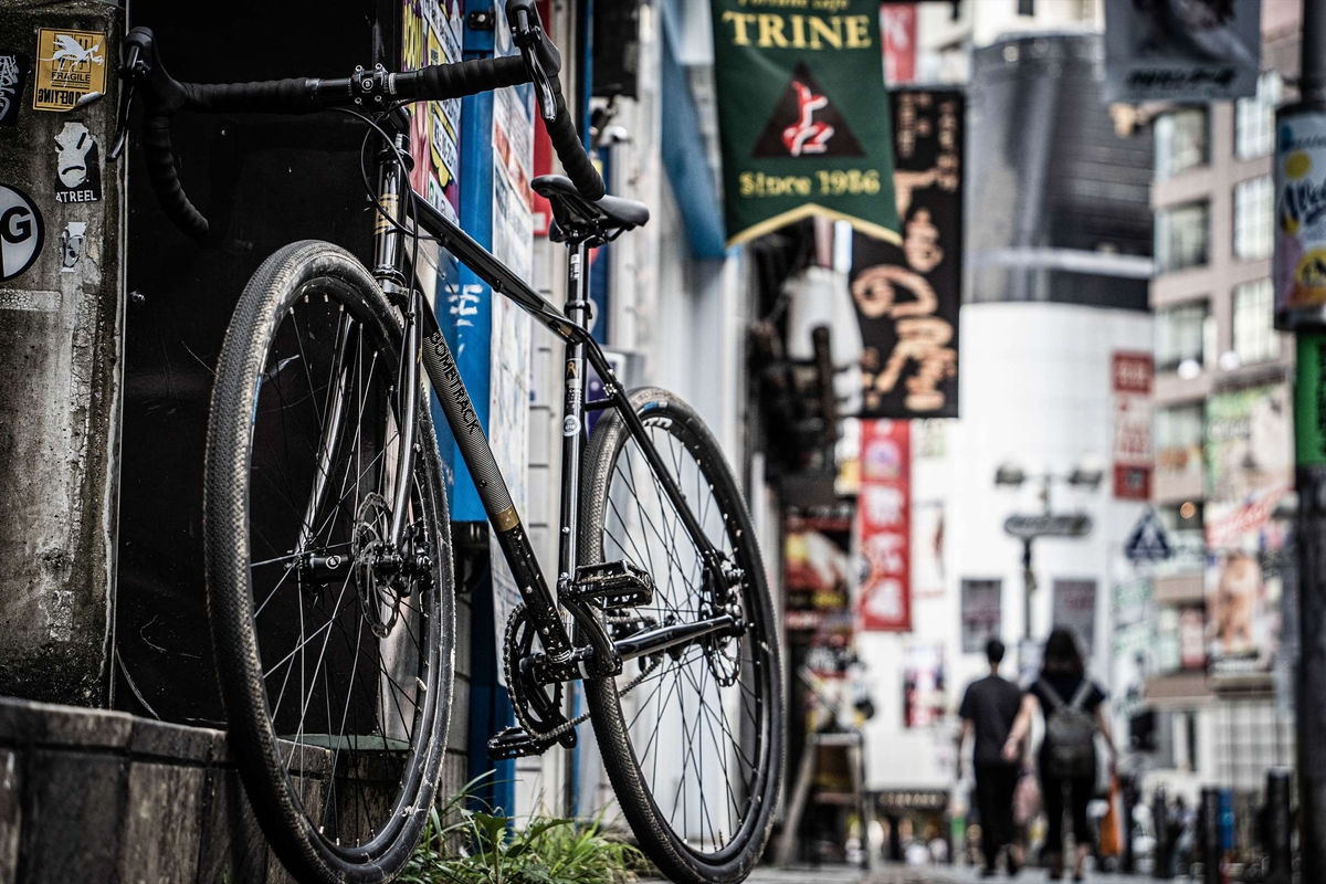 アーバンバイクとしても映えるボムトラック