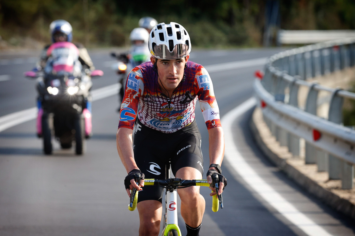 3級山岳で独走に持ち込んだジェームス・フェラン（オーストラリア、EFプロサイクリング）