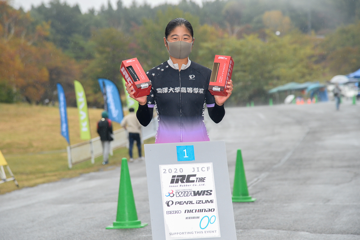 女子オープン優勝　渡部春雅（駒沢大学高等学校）