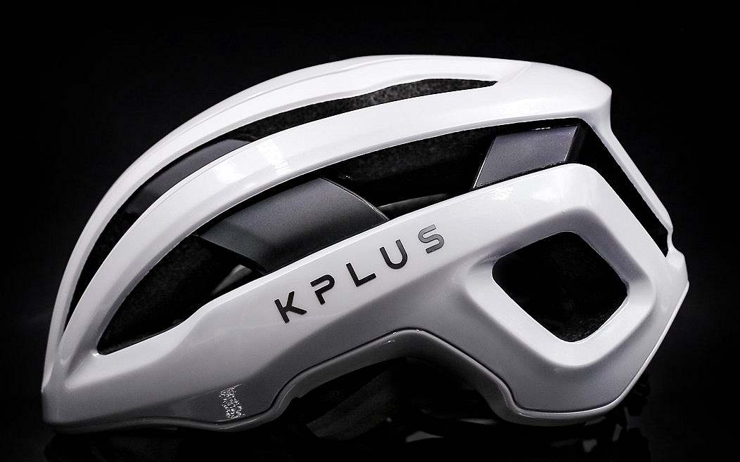 ケープラスが大阪市のプロショップ「シルベストサイクル」でヘルメットをポップアップ展示＆フィッティングを開催する