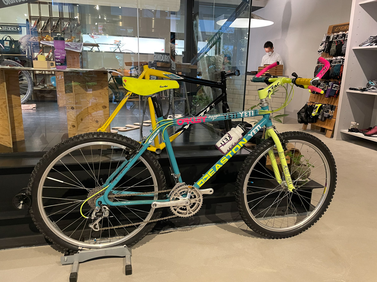 黎明期の80年代のMTBが展示されていた