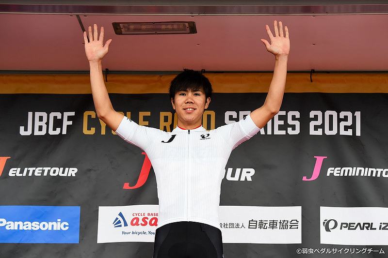 第1戦でU23リーダージャージを獲得した中島渉