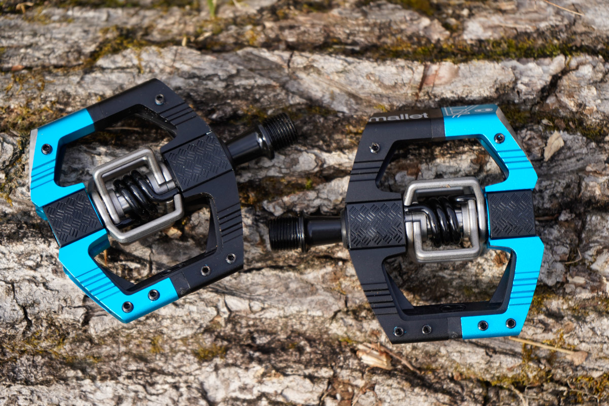 CRANKBROTHERS クランクブラザーズ マレット3 V2 ロウ ブラック ライトブルースプリング 価格比較