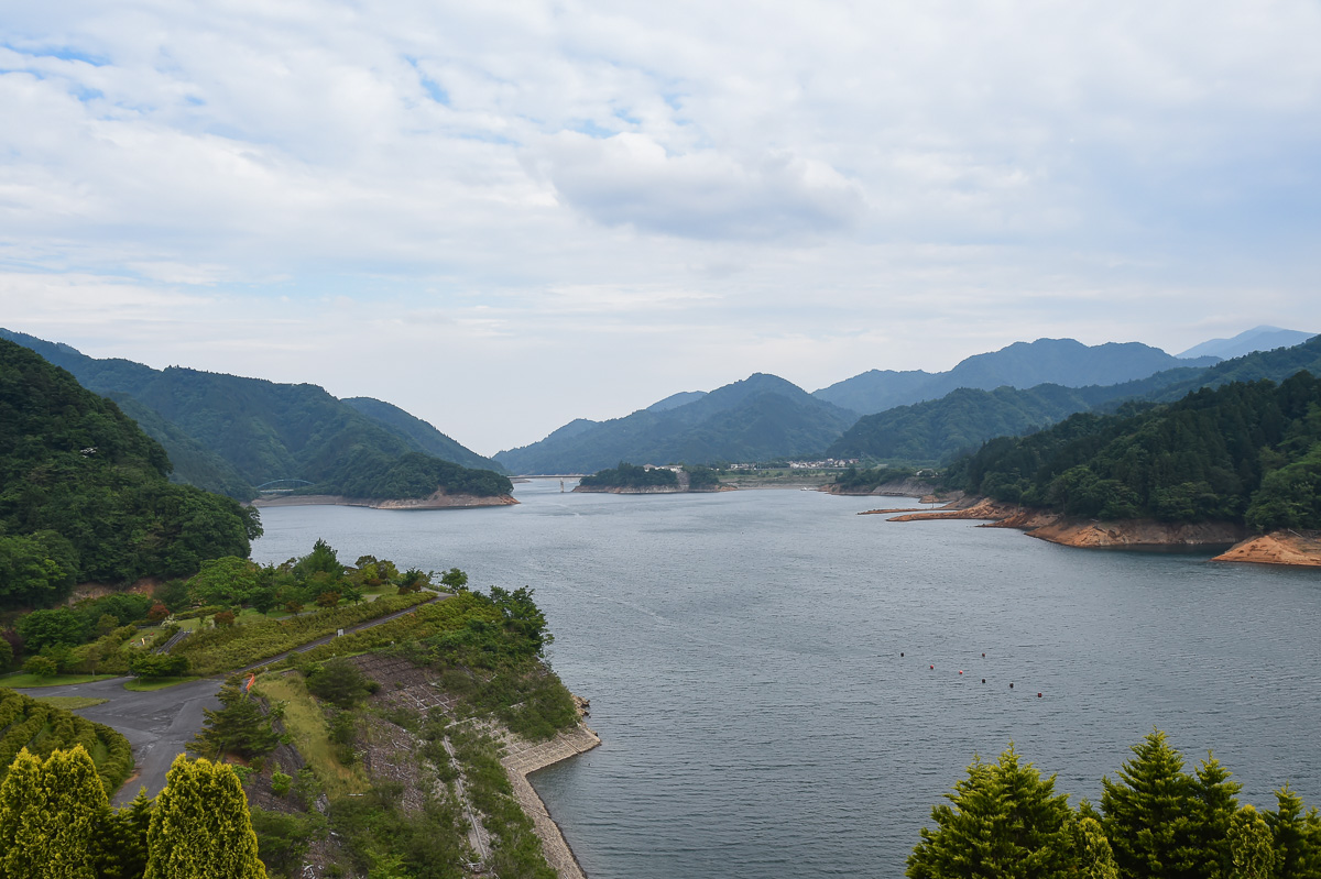 相模原ステージの周回コースが設定される宮ヶ瀬湖