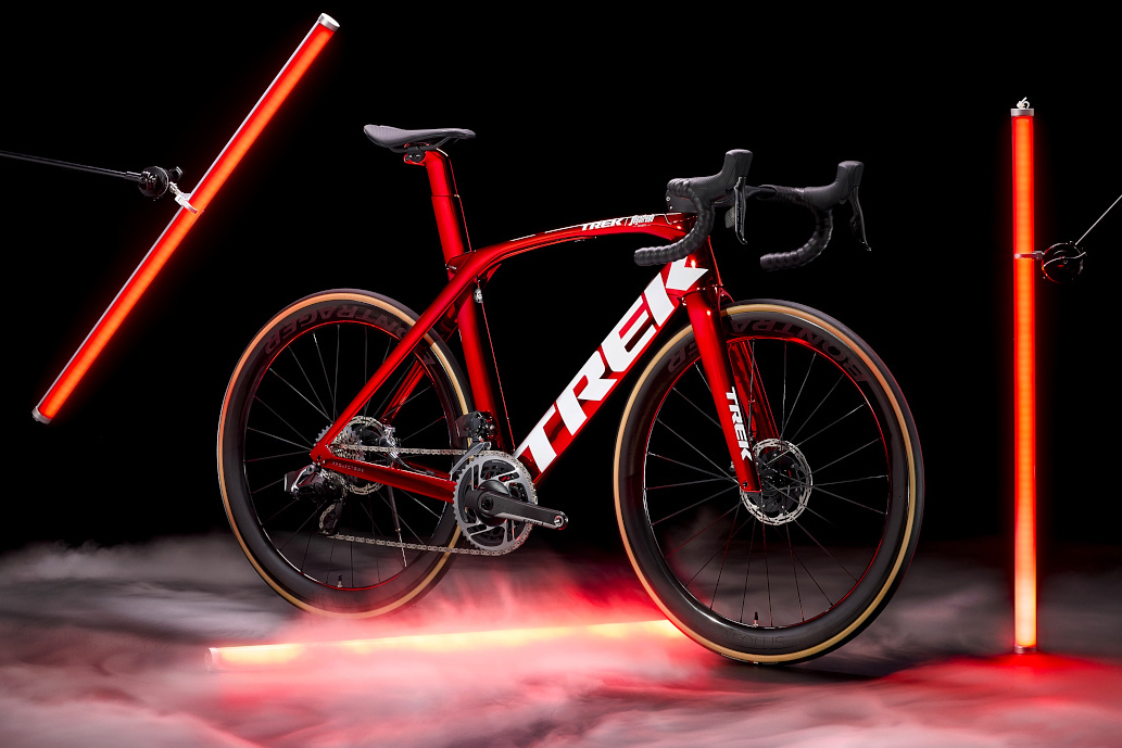 トレック Madone（Ruby）