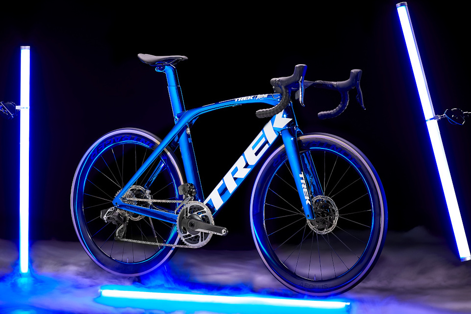 トレック Madone（Sapphire）