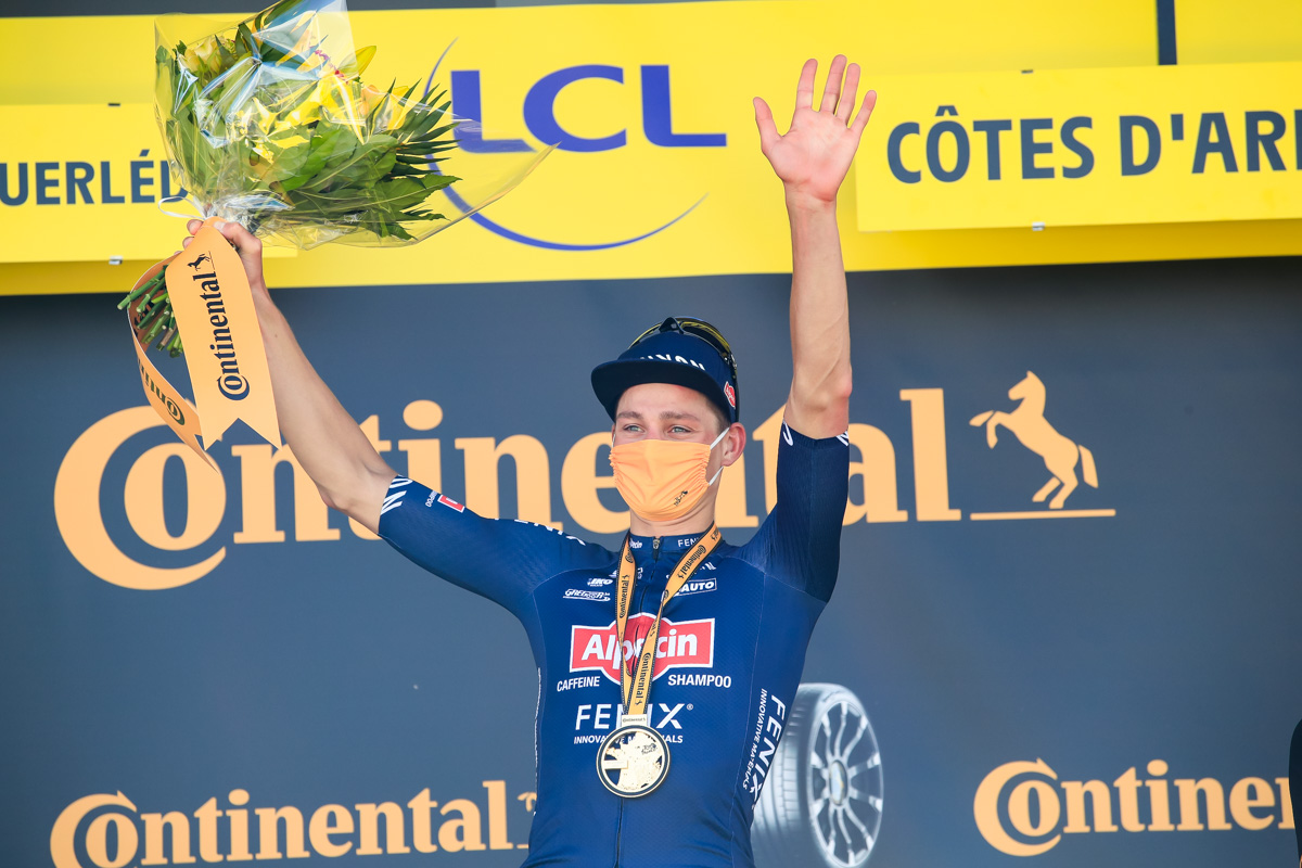 ステージ初優勝を飾ったマチュー・ファンデルプール(オランダ、アルペシン・フェニックス)