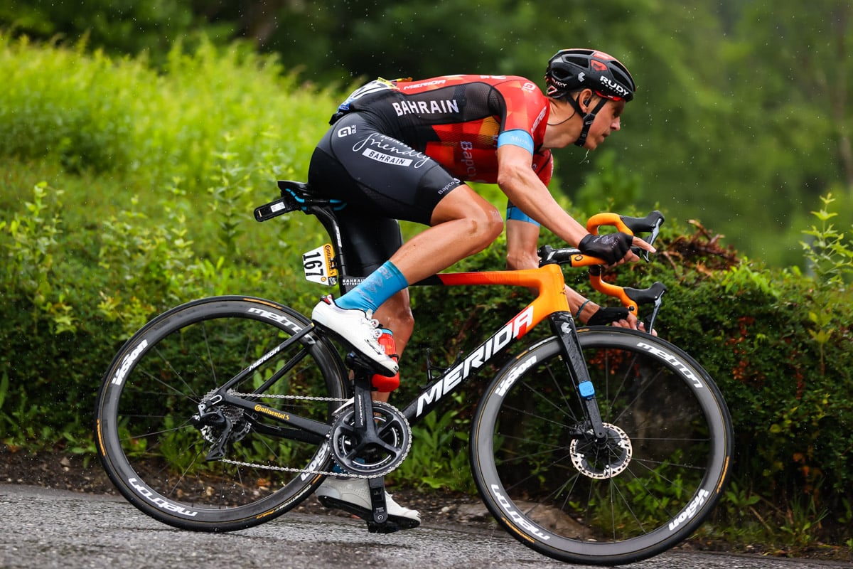 2021年ツール・ド・フランス第8ステージで優勝したディラン・トゥーンス（ベルギー、バーレーン・ヴィクトリアス）