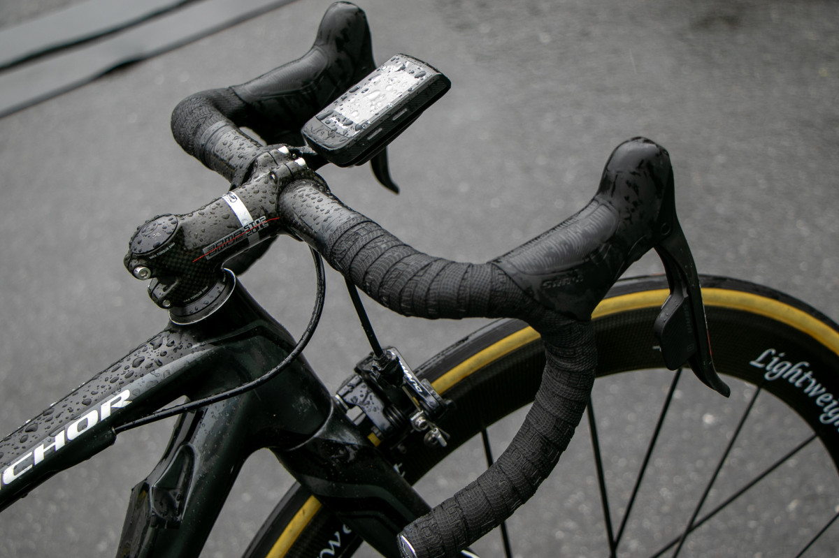 駆動系はRED、ブレーキはDURA-ACE