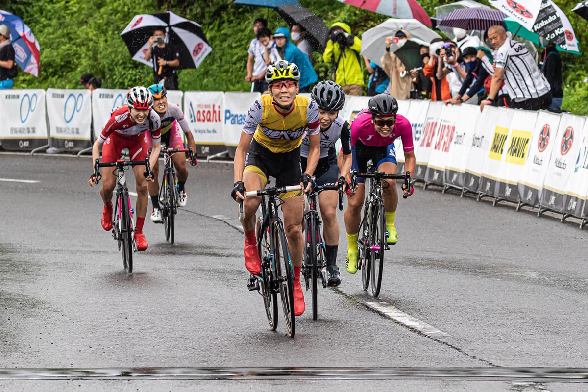 女子 唐見実世子(弱虫ペダルサイクリングチーム)が今季初優勝