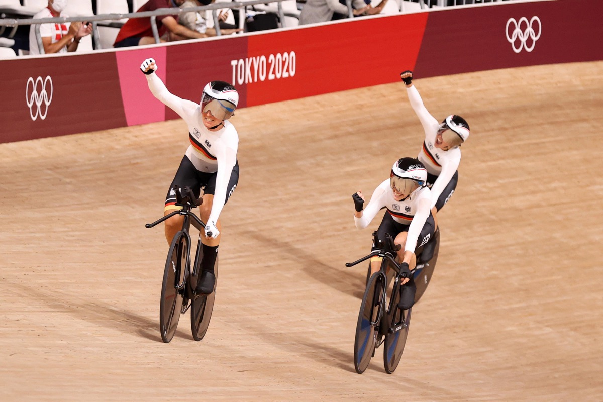 女子チームパーシュート予選　ドイツが4:07.307（世界記録）でトップタイム