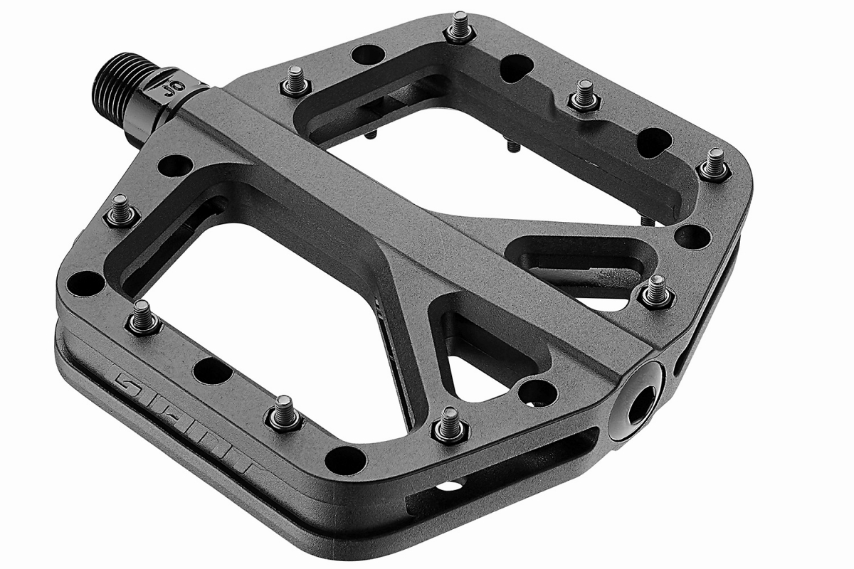 ジャイアント PINNER ELITE FLAT PEDAL(ブラック)