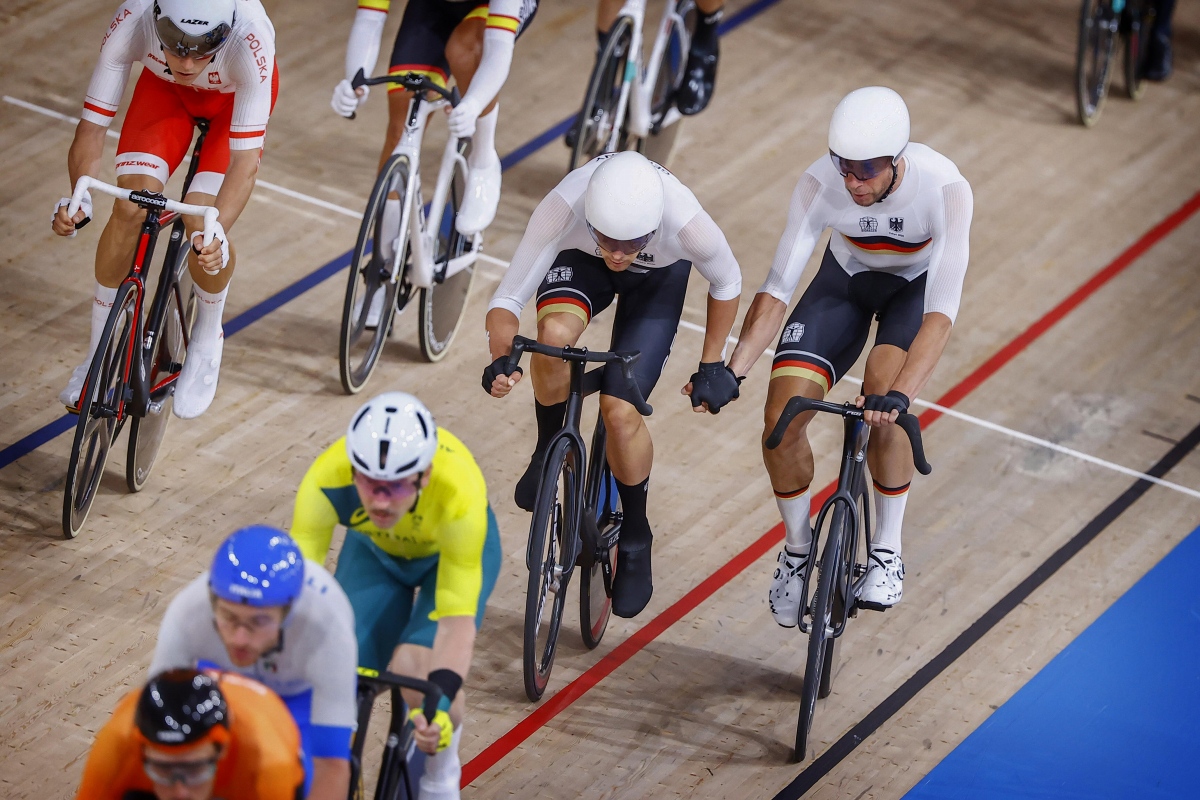 トラック競技6日目 二人一組でポイントレースを行う男子マディソンが行われた