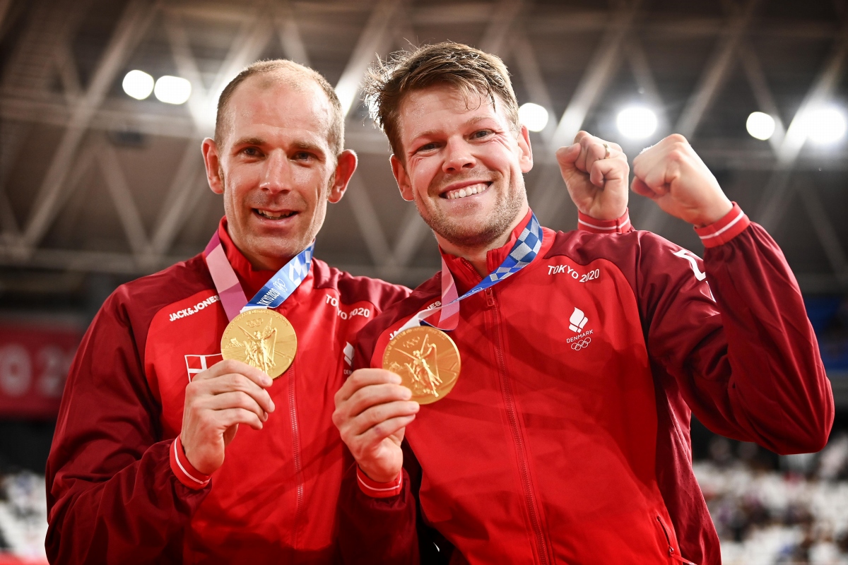 男子マディソン　ミケル・モロコフとラッセノーマン・ハンセンがペアのデンマークが金メダルに輝いた