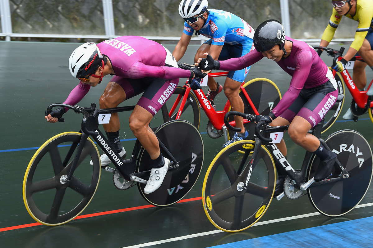 男子マディソン 3位 早稲田大学(河野、細田)