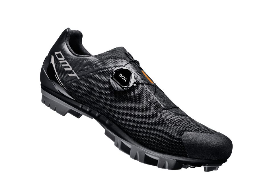 DMT KM4 Scarpa Nera