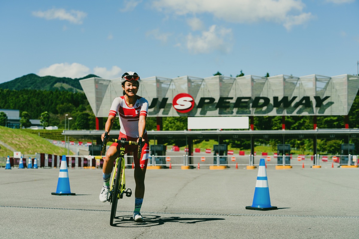 「もうディスクブレーキのネガは聞かない。SUPER SIX EVOは硬すぎなくて好き」