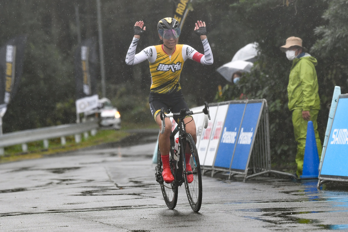 女子　唐見実世子（弱虫ペダルサイクリングチーム）が優勝