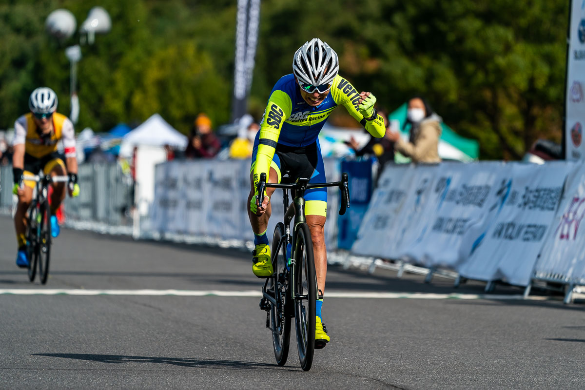 男子マスターズ50〜59歳 優勝 山本敦（SBC Vertex Racing Team）