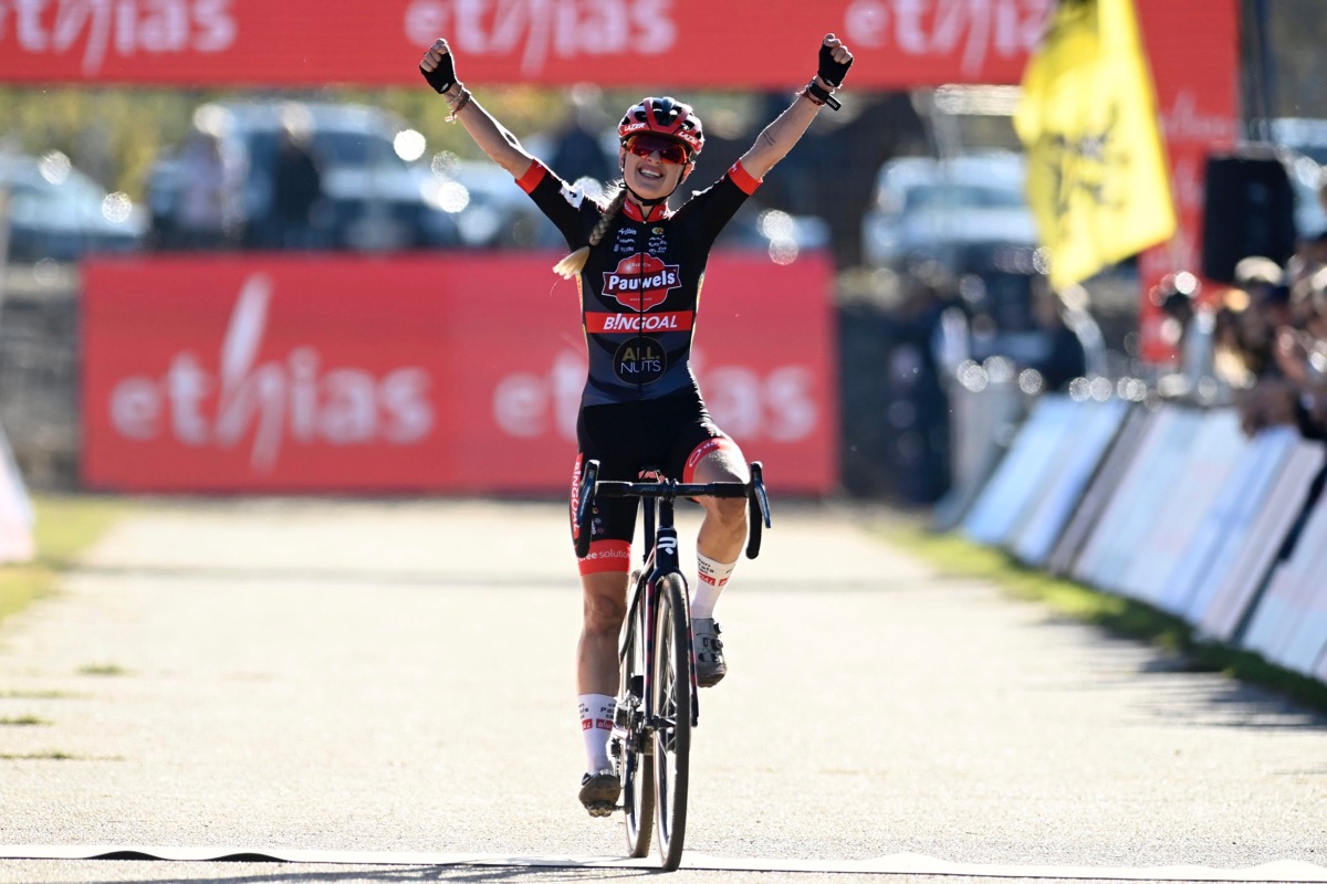 今季UCIワールドカップで初勝利を射止めたデニセ・ベッツェマ(オランダ、パウェルスサウゼン・ビンゴール)