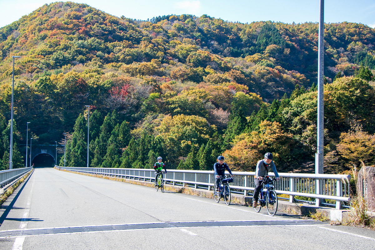 美しく紅葉する赤城山麓エリアを巡るロングライドイベントへ