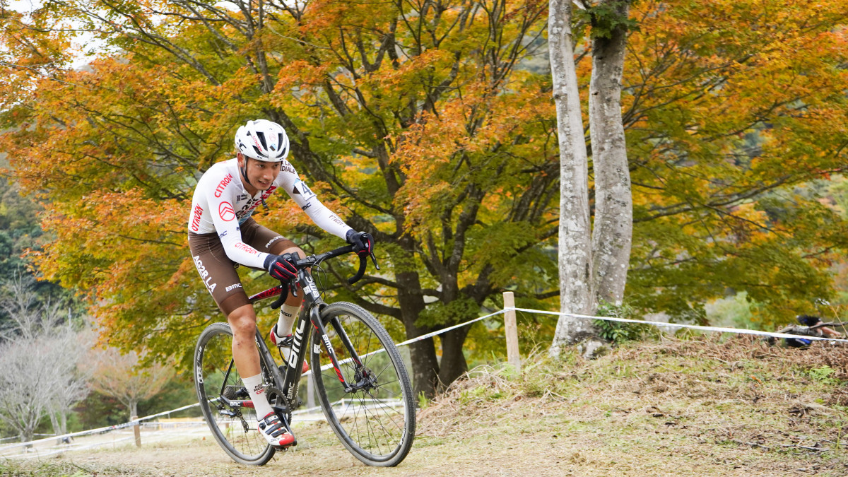 久しぶりのシクロクロス参戦となった津田悠義(EQADS)。トップから1分8秒差の5位