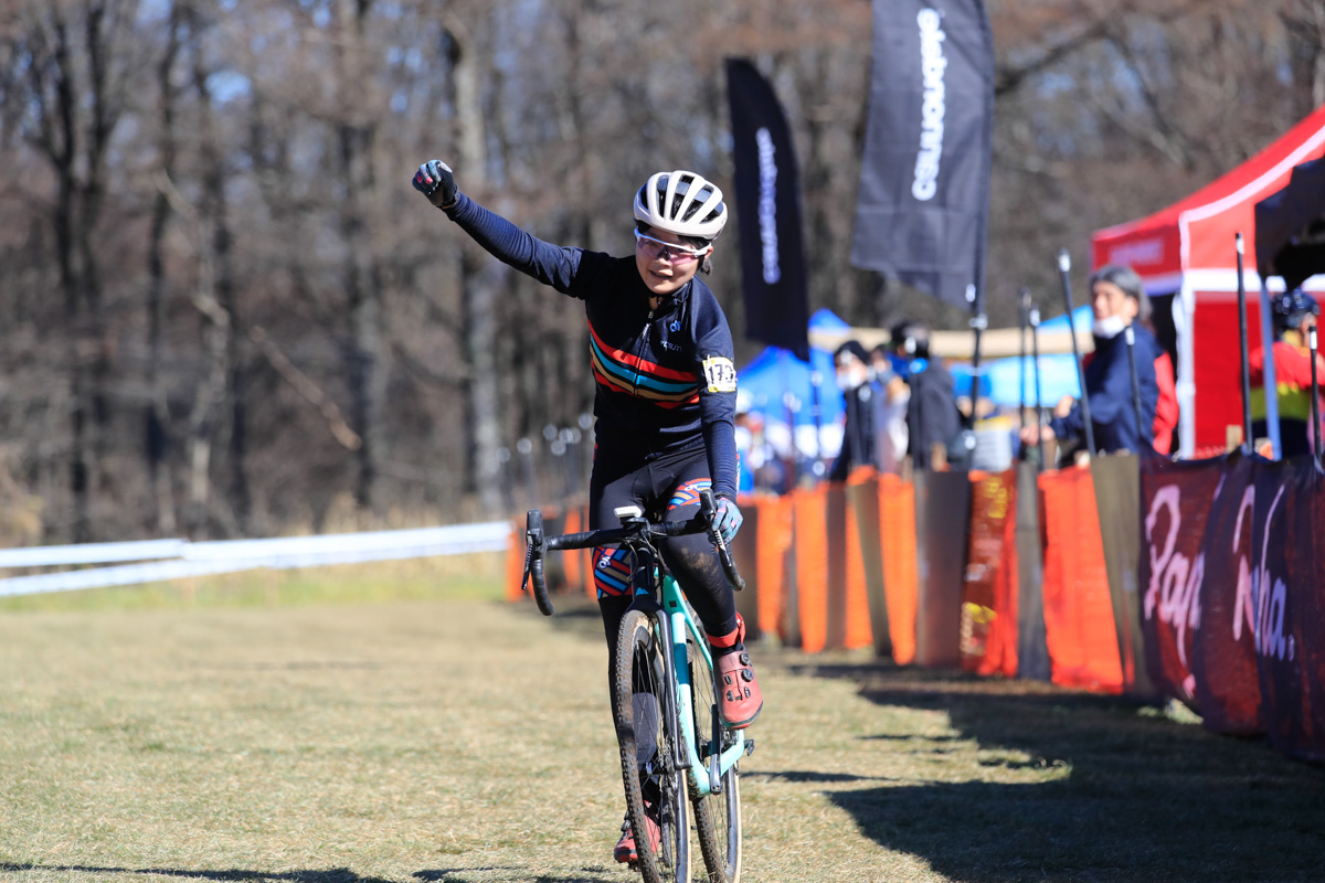 マスターズ女性3人を抑えて先着したのは中学2年生の石川七海 (Champion System Japan Test Team)