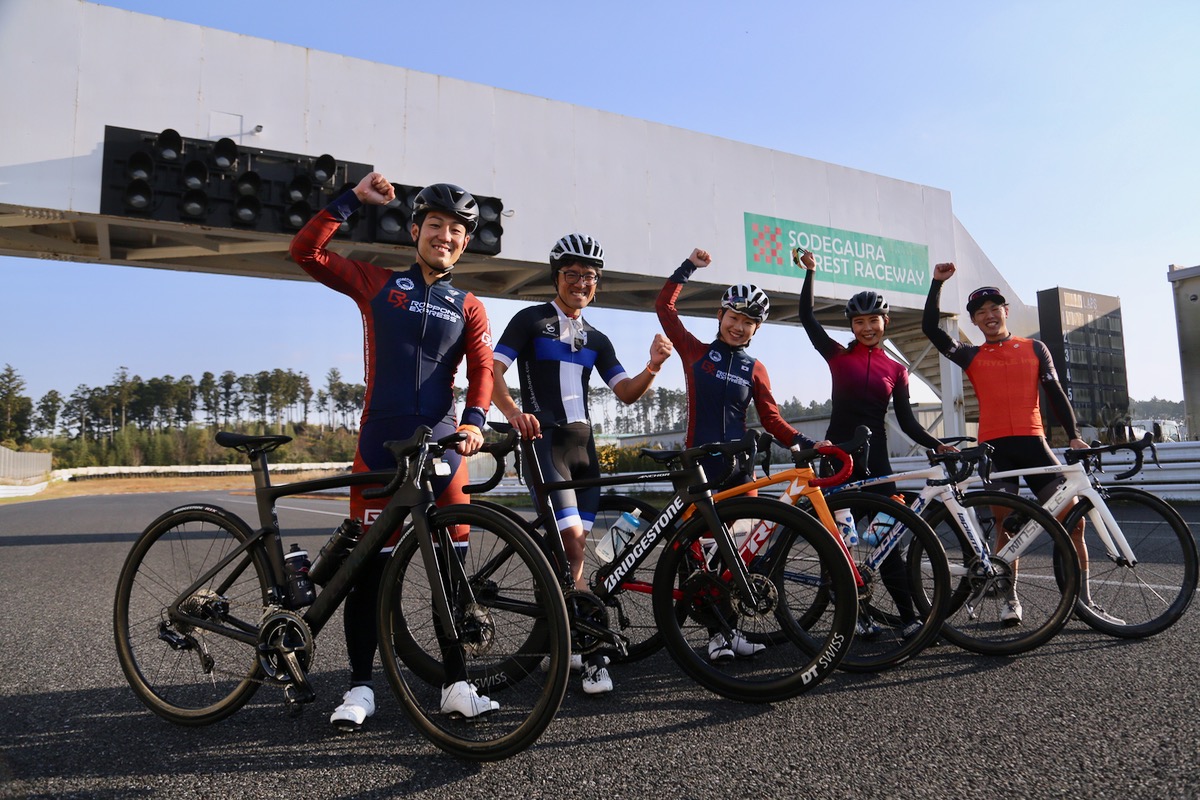 企画に携わる著名人たち。ハシケン&日向涼子さん、篠さん、tomʼs cyclingさん、そしてタブチンさん