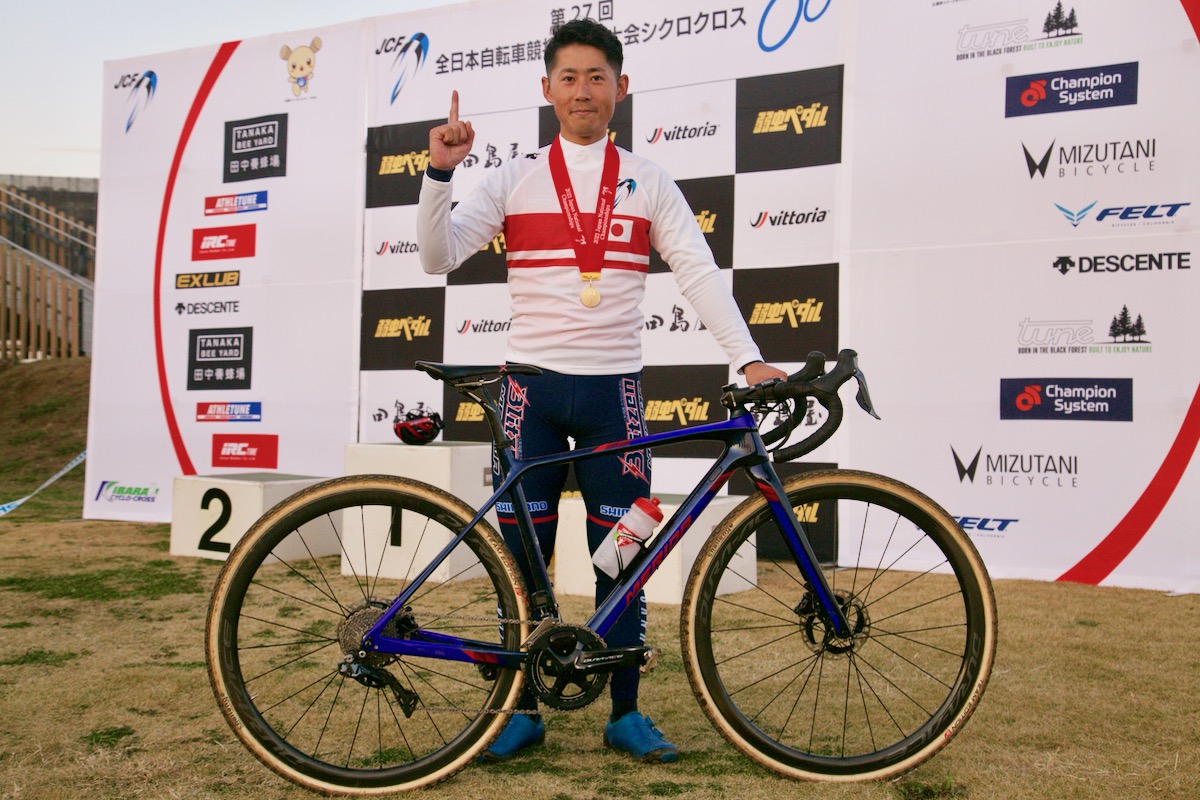 小坂光(宇都宮ブリッツェン)とメリダ MISSION CX