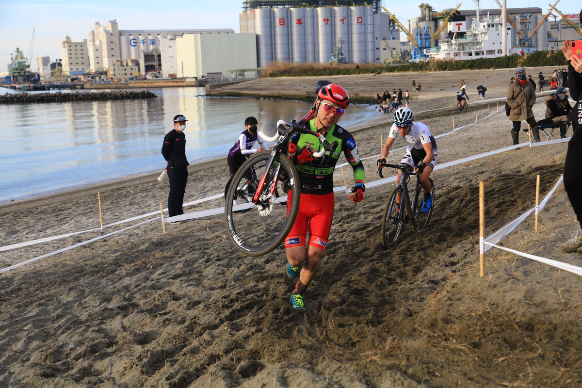 ランニングの速さが光った小久保登志貴 （SNEL CYCLOCROSS TEAM）