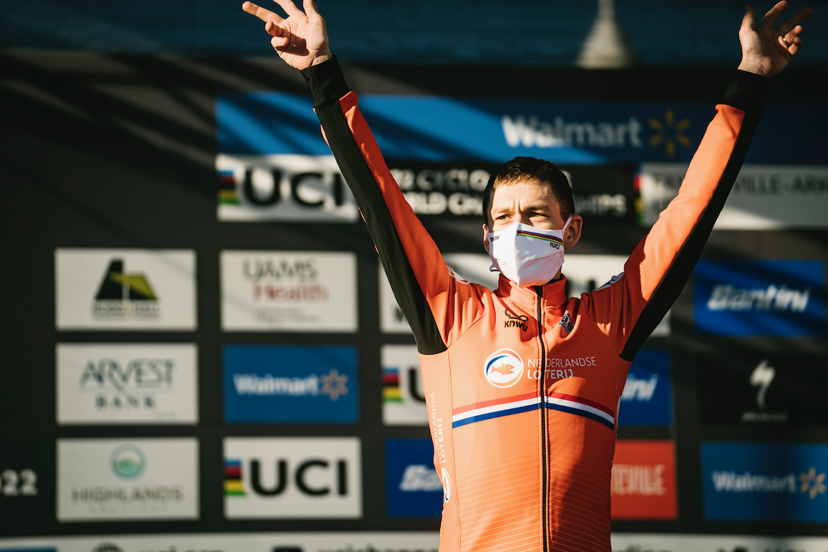 冷静な走りで2位を掴んだラース・ファンデルハール(オランダ)