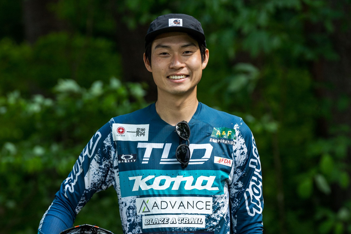 トップダウンヒルライダーの清水一輝(Bicycle Academy/TEAM A&F)