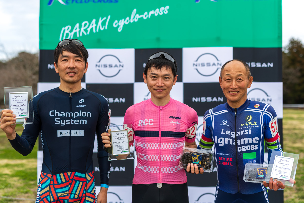 CM1優勝は太田 好政(Rapha Cycling Club)、2位生田目修(イナーメ信濃山形&大幸ハーネス)、3位石川正道(Champion System Japan Test Team)