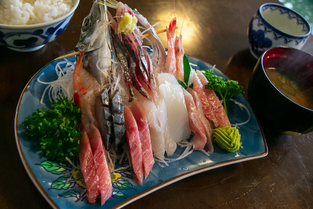 お目当ての海鮮!戸田のさかなや 魚清さんの刺身定食です