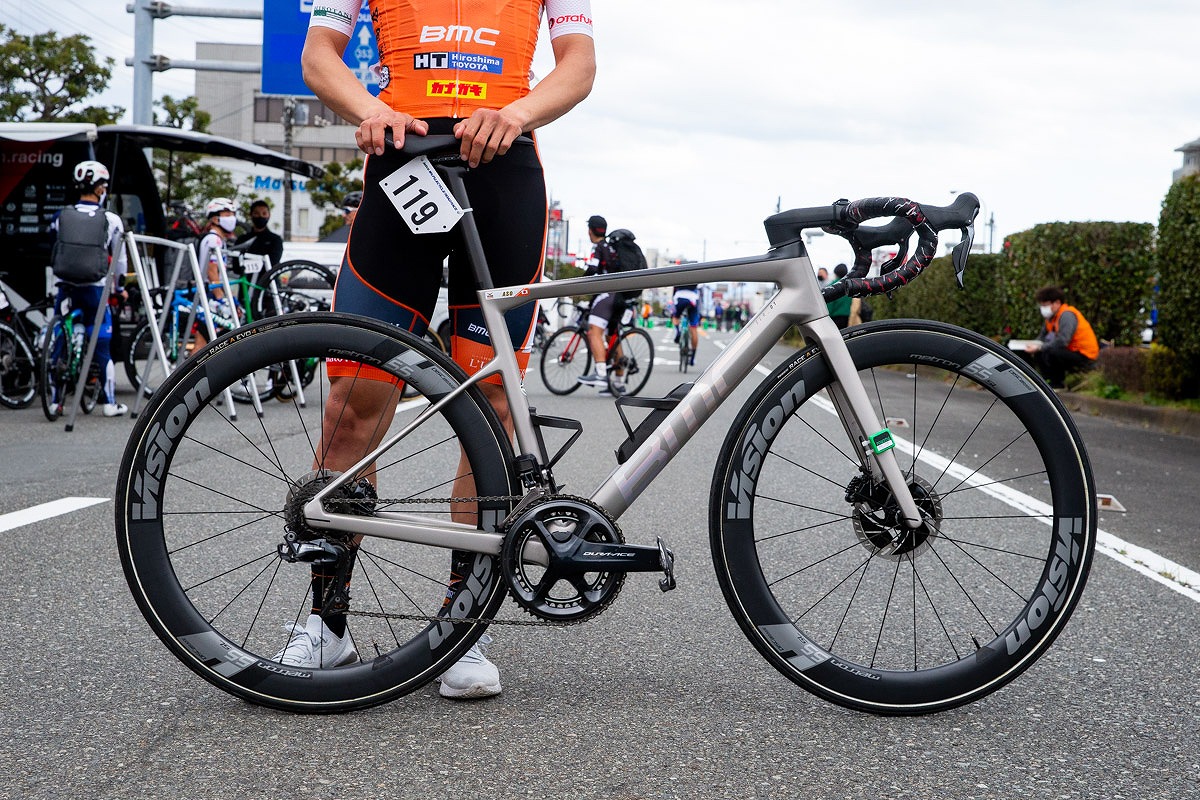 阿曽圭佑(ヴィクトワール広島)のBMC Teammachine SLR01