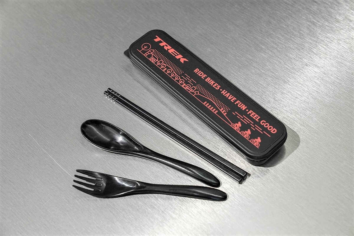 10,000円(税込)以上を購入で「オリジナルカトラリーセット」をプレゼント
