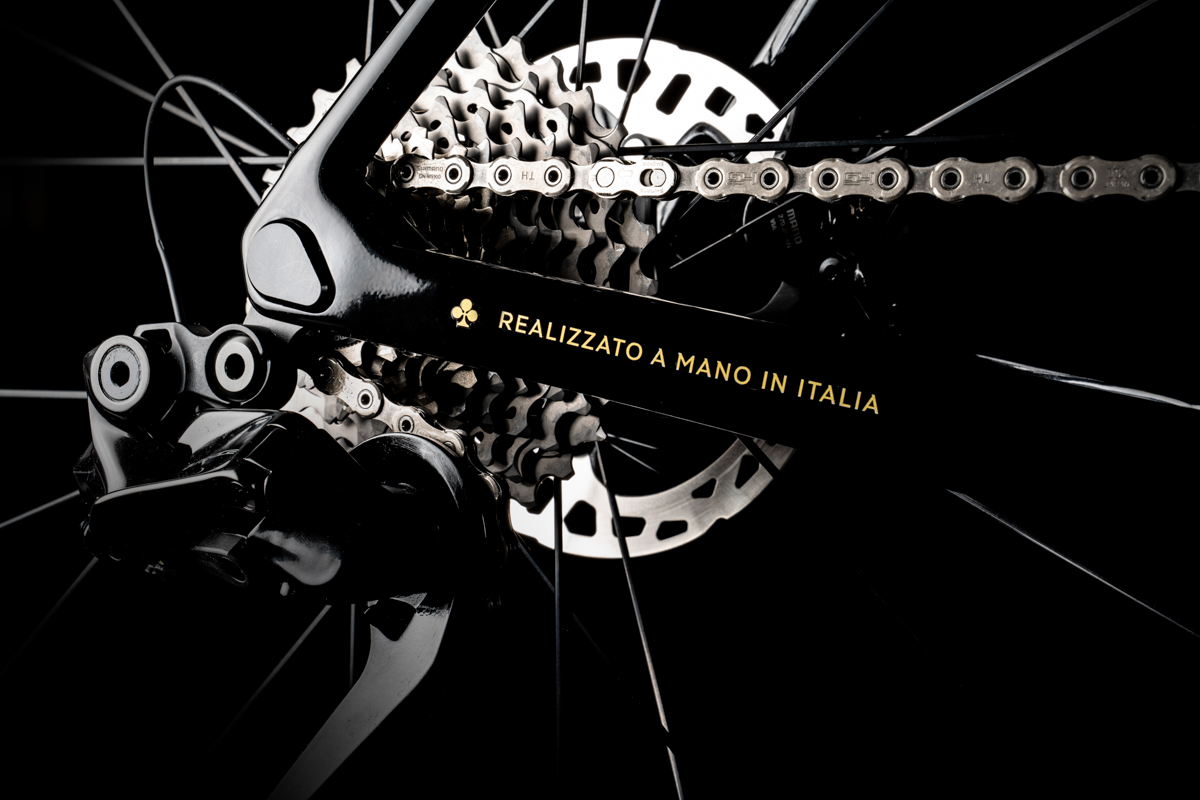 REALIZZATO A MANO IN ITALIA=HAND MADE IN ITALY