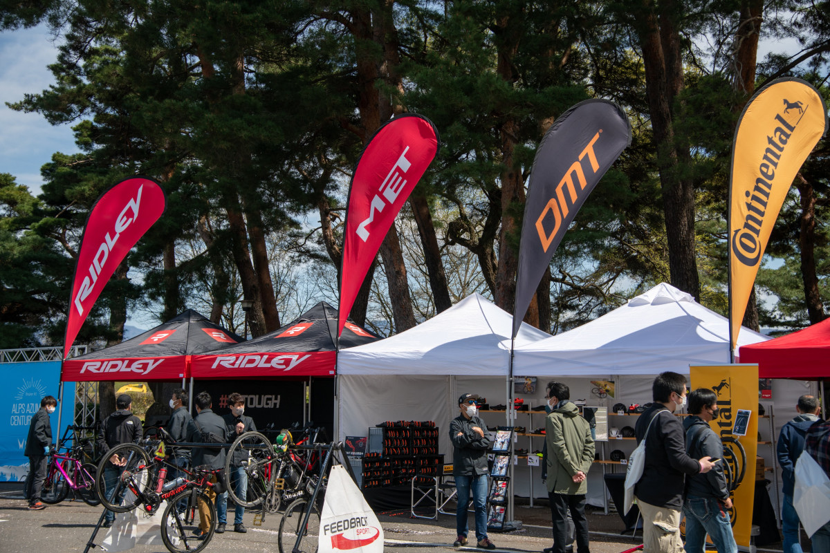 今回冠スポンサーとなったミズタニ自転車は大きくブースを展開