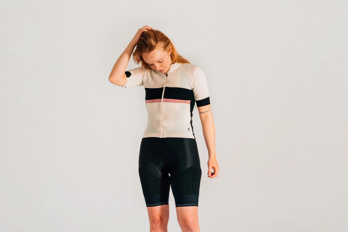 イザドア Women's Gravel Jersey（パーチメント）