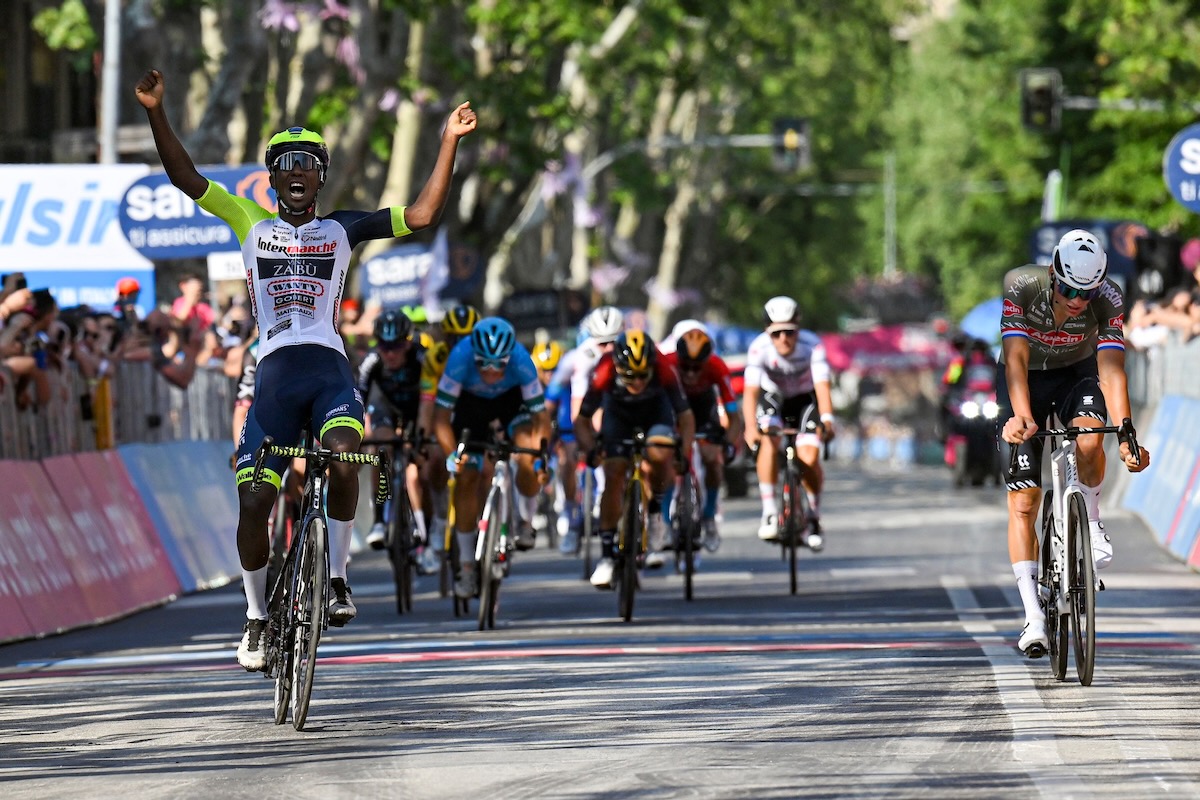ジロ・デ・イタリア第10ステージで勝利したビニヤム・ギルマイ（エリトリア、アンテルマルシェ・ワンティ・ゴベールマテリオ）