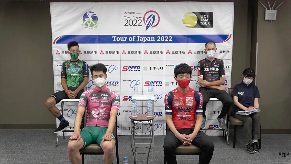 オンライン記者会見に出席した4選手　増田成幸（前列右）、織田聖（前列左）、ベンジャミン・ダイボール（後列右）、小林海（後列左）