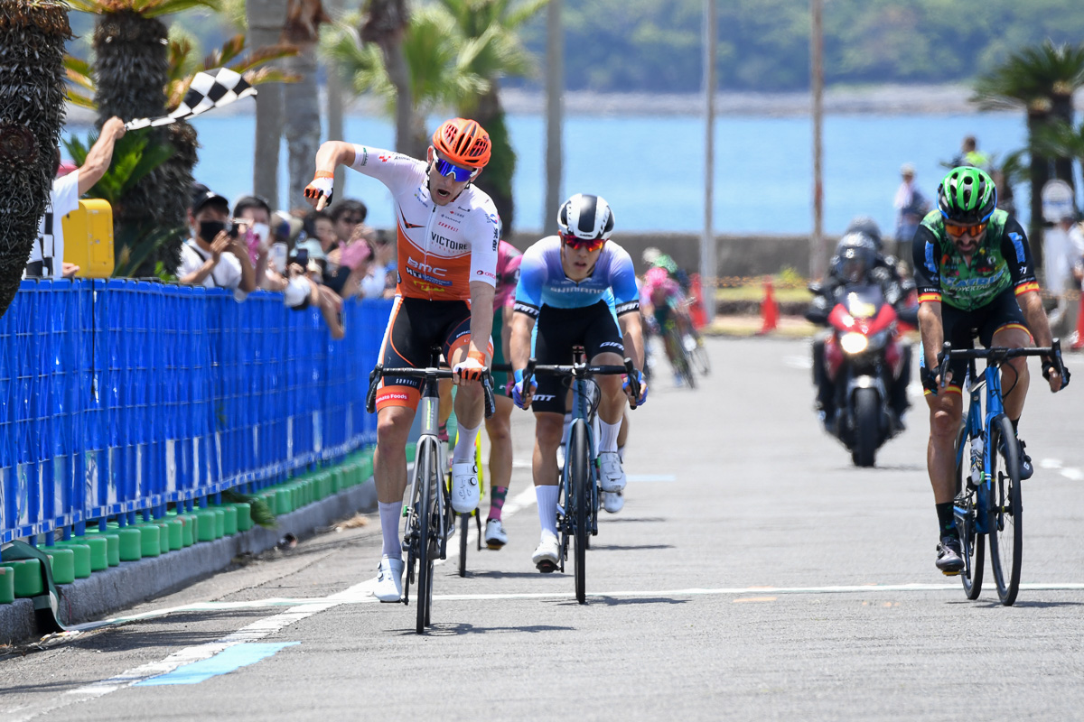 ライアン・カバナ(ヴィクトワール広島)が優勝