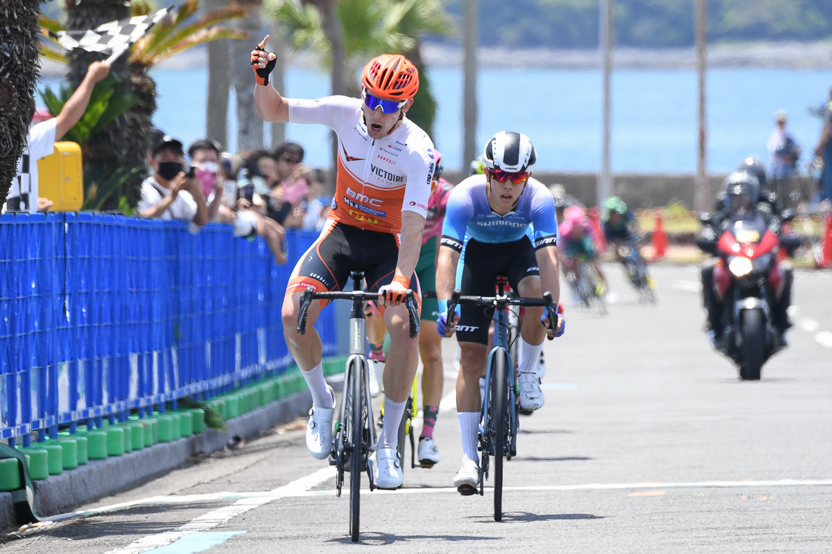 ライアン・カバナ（ヴィクトワール広島）が優勝