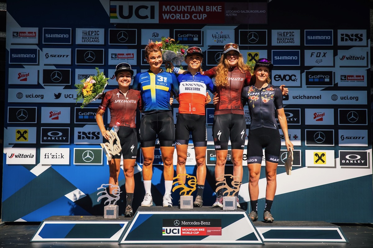 メルセデスベンツUCI MTBワールドカップ第4戦女子エリート表彰台