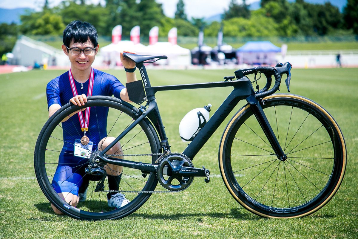 男子主催者選抜3位　池田隆人（TEAM ZWC)　キャニオン　AEROAD CF SLX