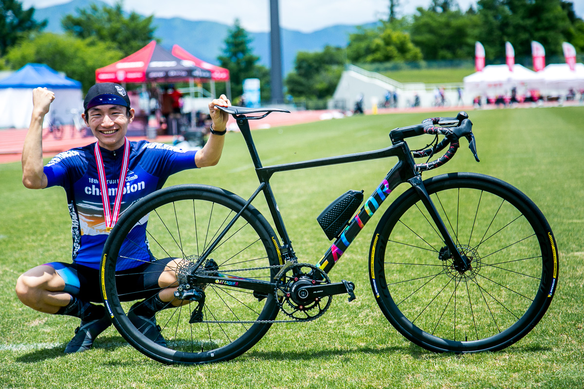 男子主催者選抜1位　真鍋晃（EMU SPEED CLUB） ファクター O2 VAM