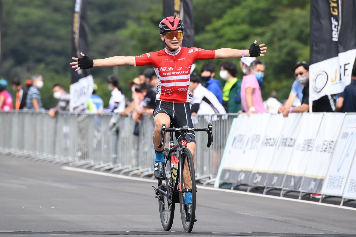 Y2優勝　澤野司（埼玉ユース自転車競技部）