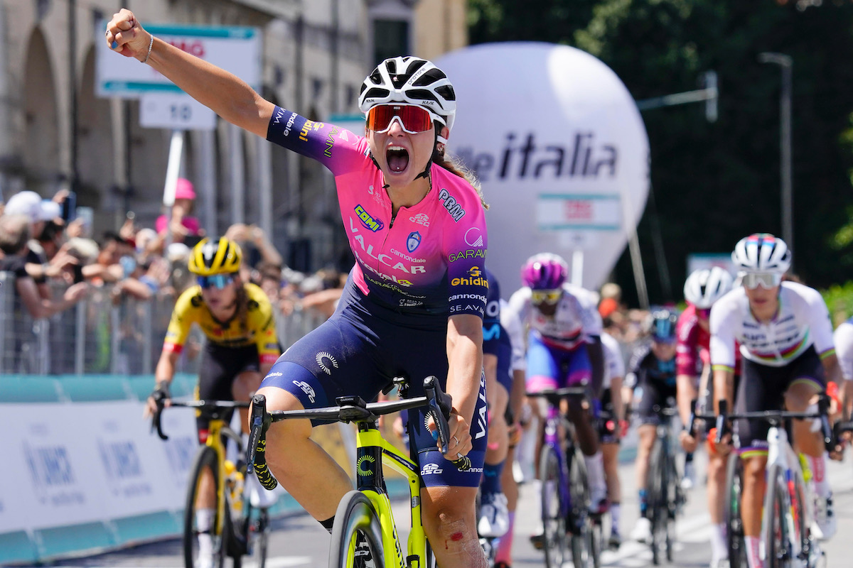 ジロ・ドンネ初勝利を掴んだキアラ・コンソンニ(イタリア、バルカー・トラベル&サービス)
